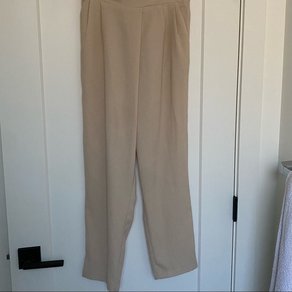 SOLD!!! Linen-like beige pants - Picture 2 of 2